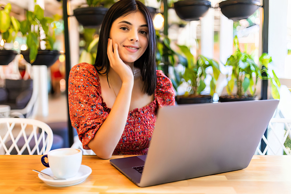 Suggerimenti per ottenere un reddito aggiuntivo mantenendo un lavoro a tempo pieno nel 2024